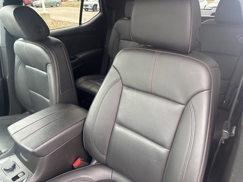 Used 2023 Chevrolet Traverse RS w/ LPO, Floor Liner Package image 14