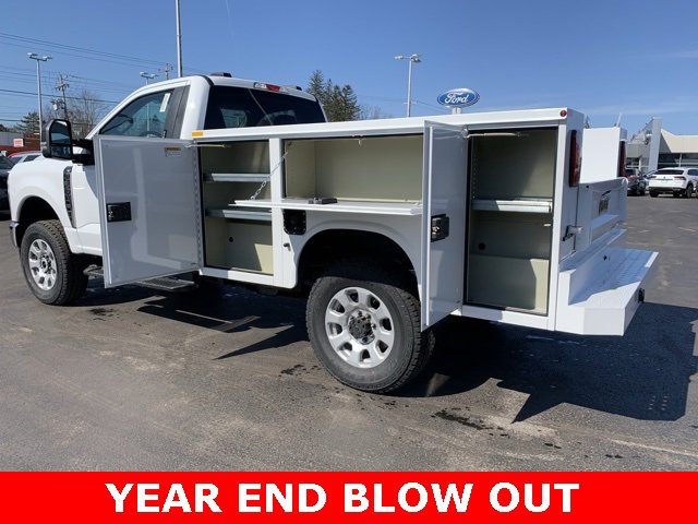 New 2024 Ford F350 XLT w/ FX4 Off-Road Package image 20