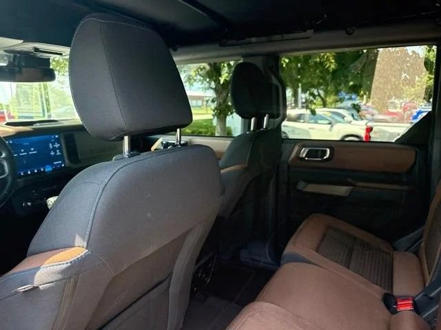 Used 2021 Ford Bronco Outer Banks AWD/4WD image 12