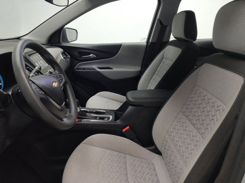 Used 2022 Chevrolet Equinox LS AWD/4WD image 17