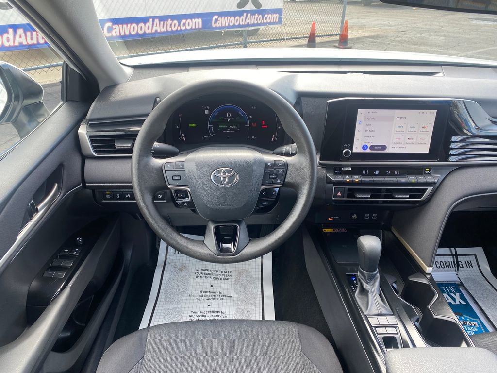 Used 2025 Toyota Camry LE FWD image 18