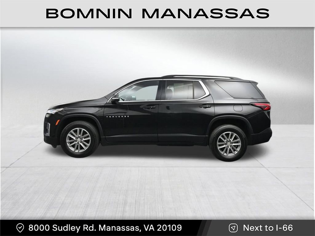 Used 2023 Chevrolet Traverse LT AWD/4WD image 2