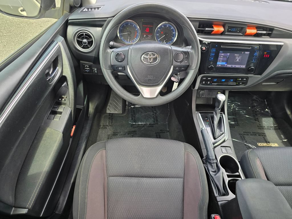 Used 2019 Toyota Corolla LE FWD image 31