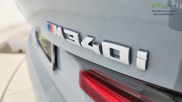 Used 2025 BMW M340i Sedan RWD image 17