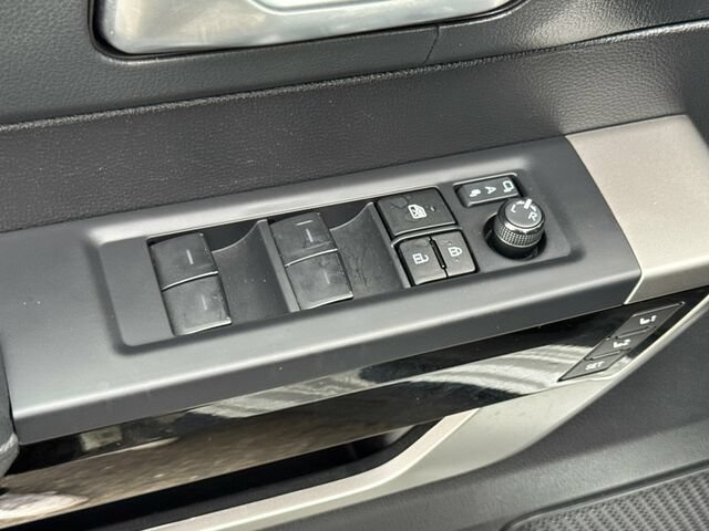 Used 2023 Toyota Sequoia Limited w/ TRD Off-Road Package AWD/4WD image 12