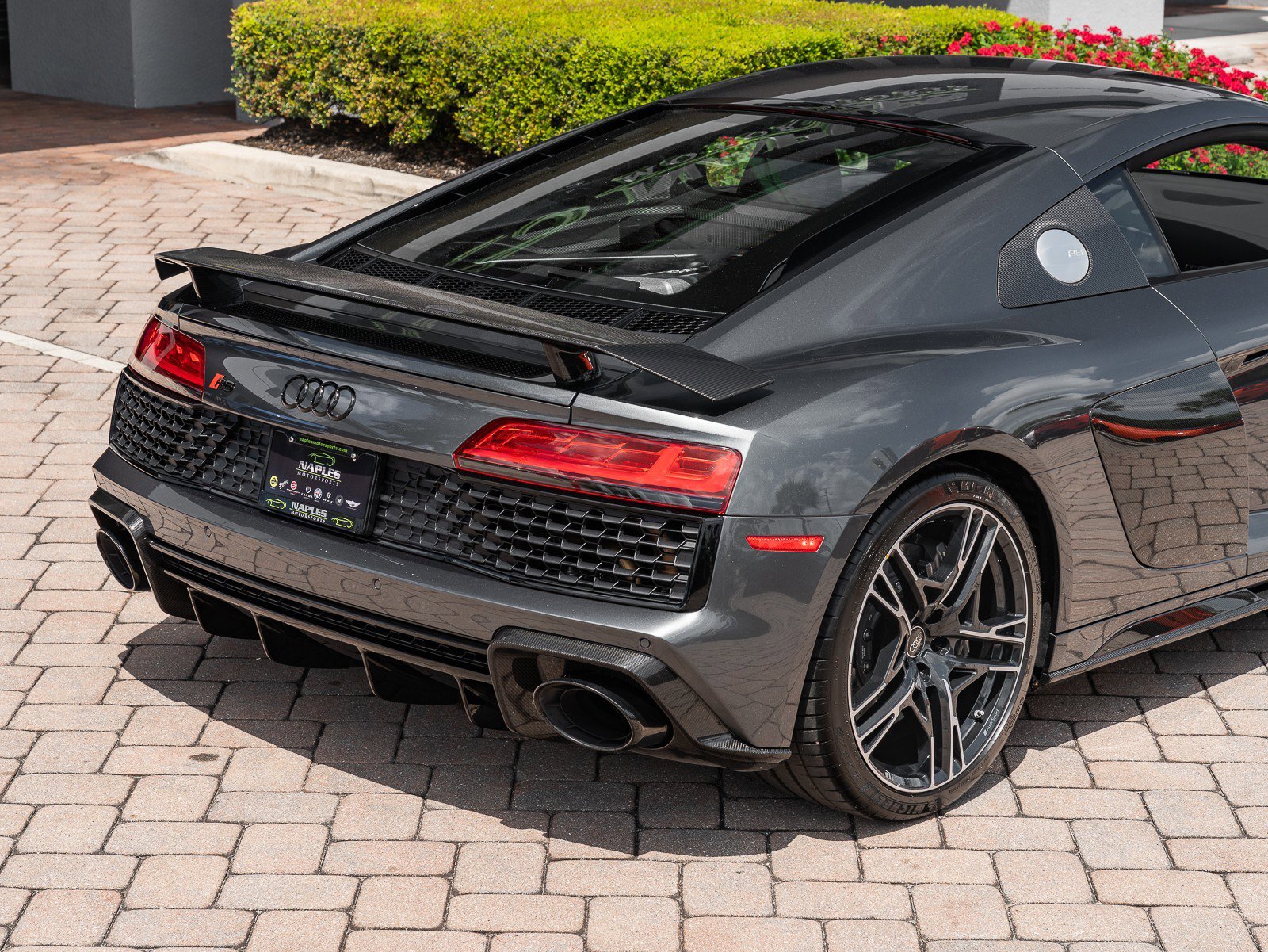 Used 2023 Audi R8 V10 performance image 3
