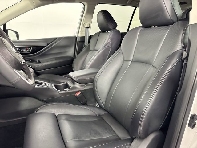 Used 2025 Subaru Outback Touring XT image 18