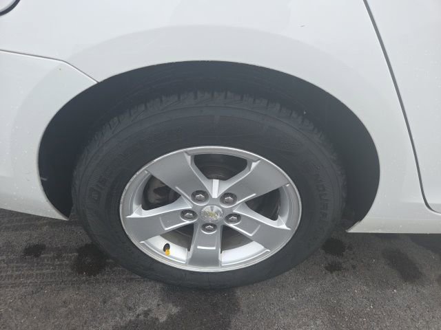 Used 2013 Chevrolet Malibu LS image 8