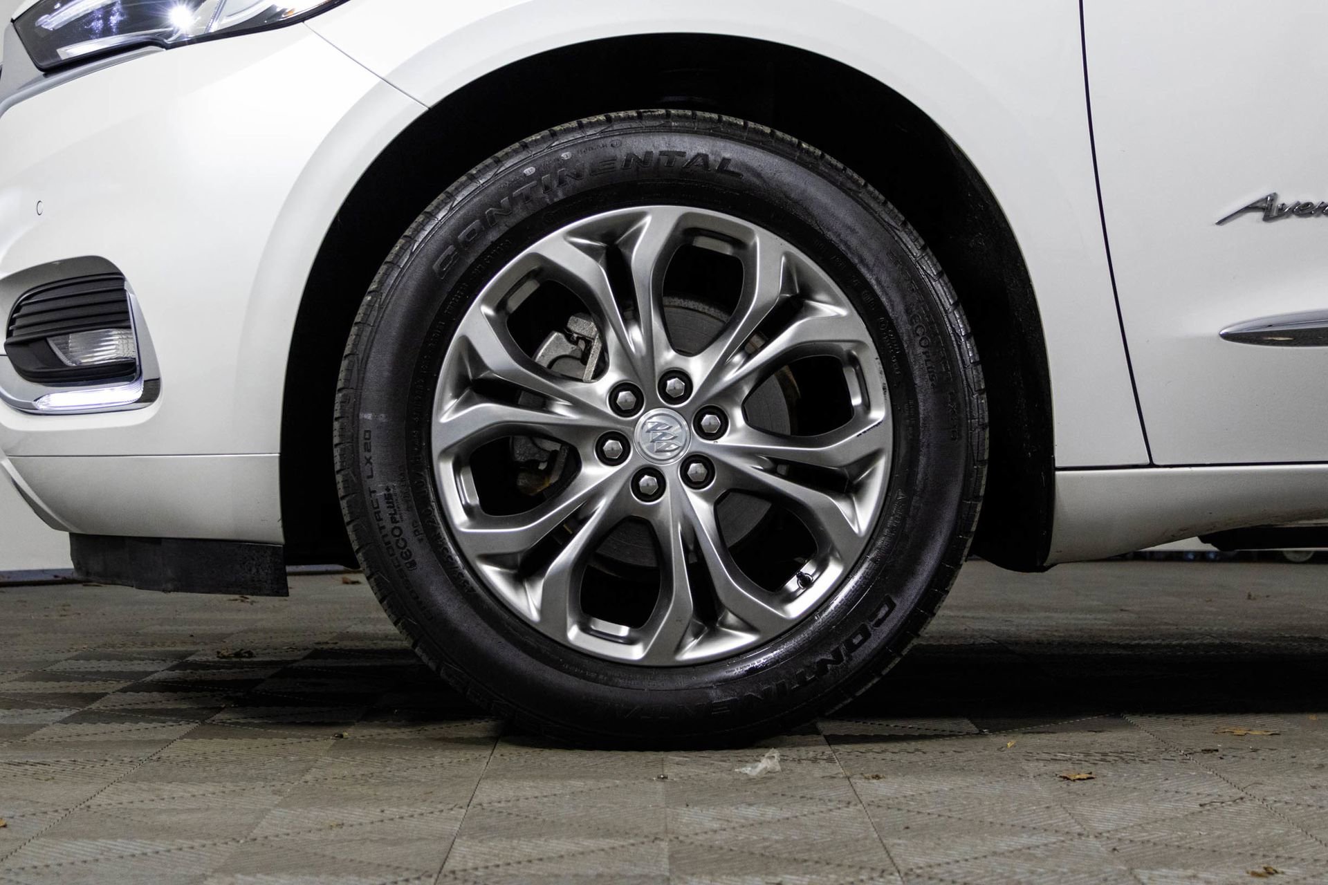 Used 2020 Buick Enclave Avenir w/ Avenir Technology Package image 45