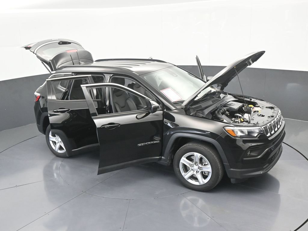 Used 2024 Jeep Compass Latitude image 67