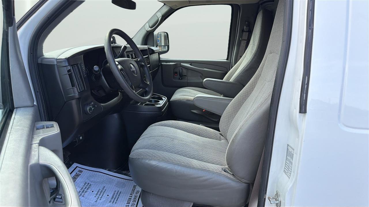 Used 2014 GMC Savana 1500 AWD image 11