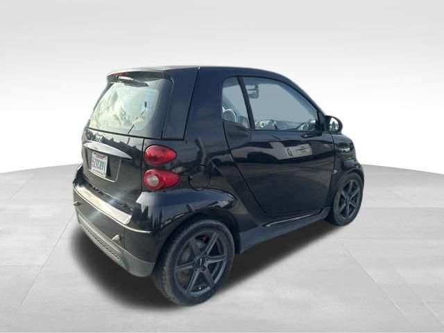 Used 2013 smart fortwo Coupe RWD image 5