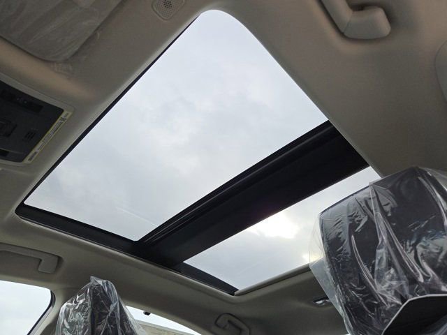 New 2025 Lexus ES 350 Ultra Luxury image 9