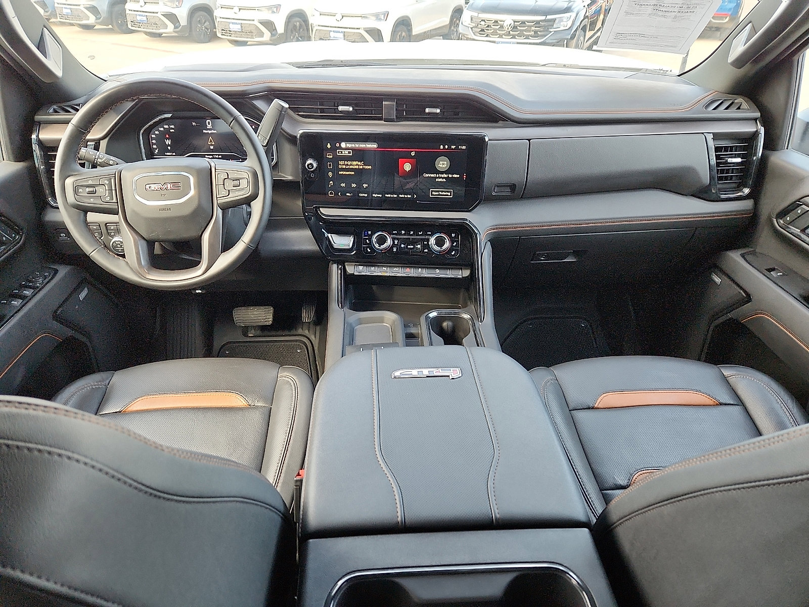 Used 2025 GMC Sierra 2500 AT4 image 11