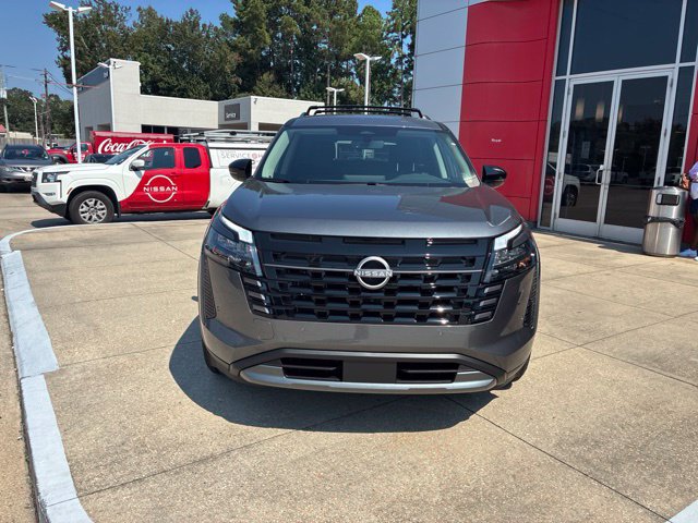 New 2026 Nissan Pathfinder SL w/ SL Premium Package FWD image 2