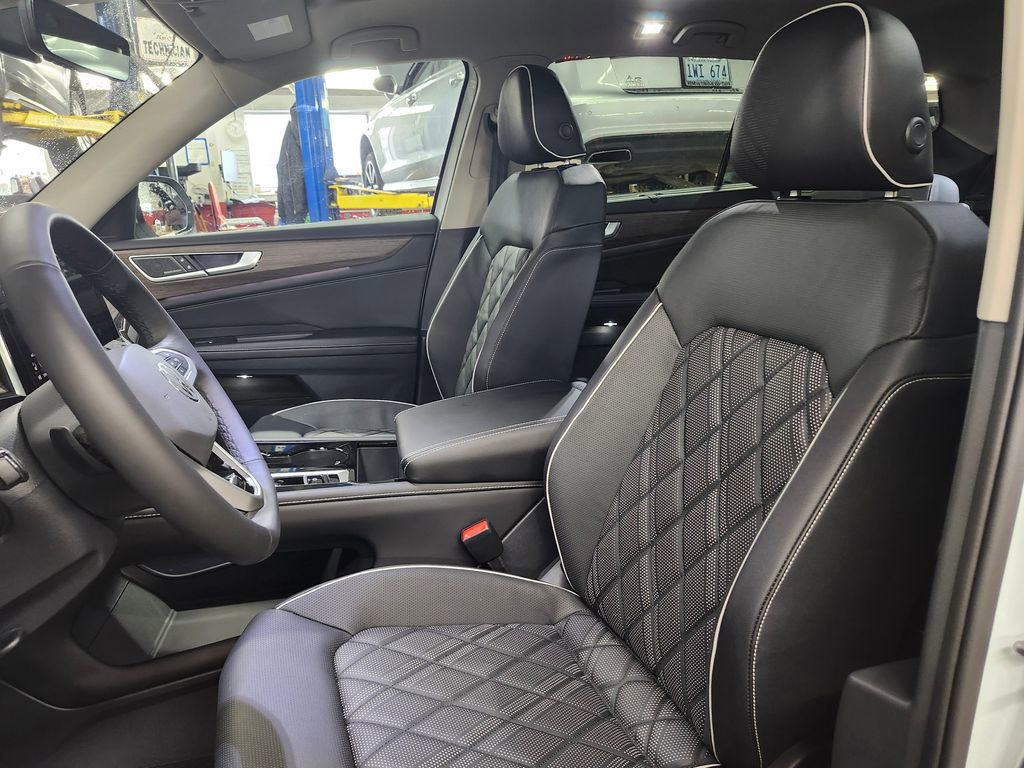 New 2026 Volkswagen Atlas SEL Premium R-Line image 7