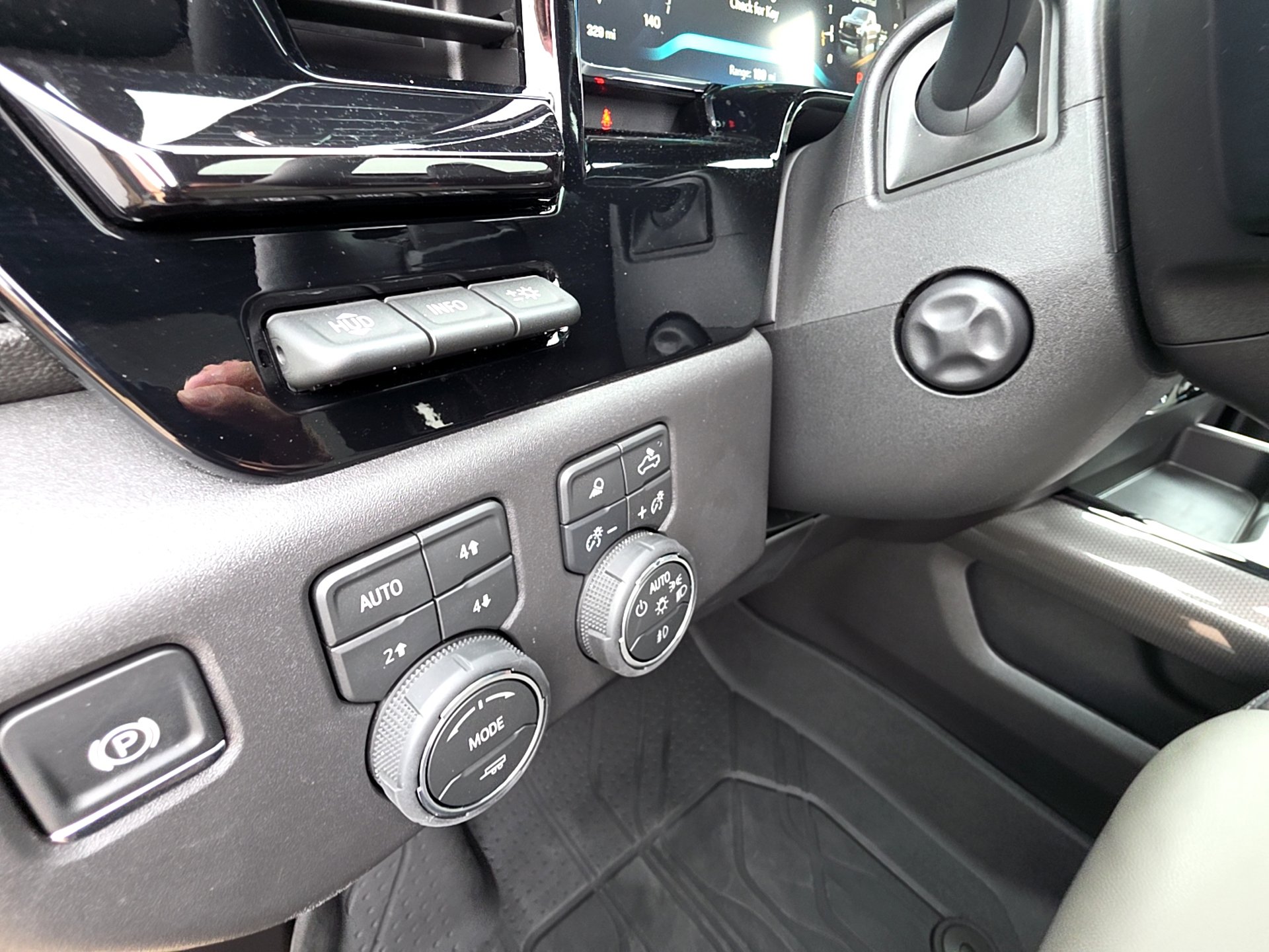 Used 2026 Chevrolet Silverado 1500 ZR2 image 23