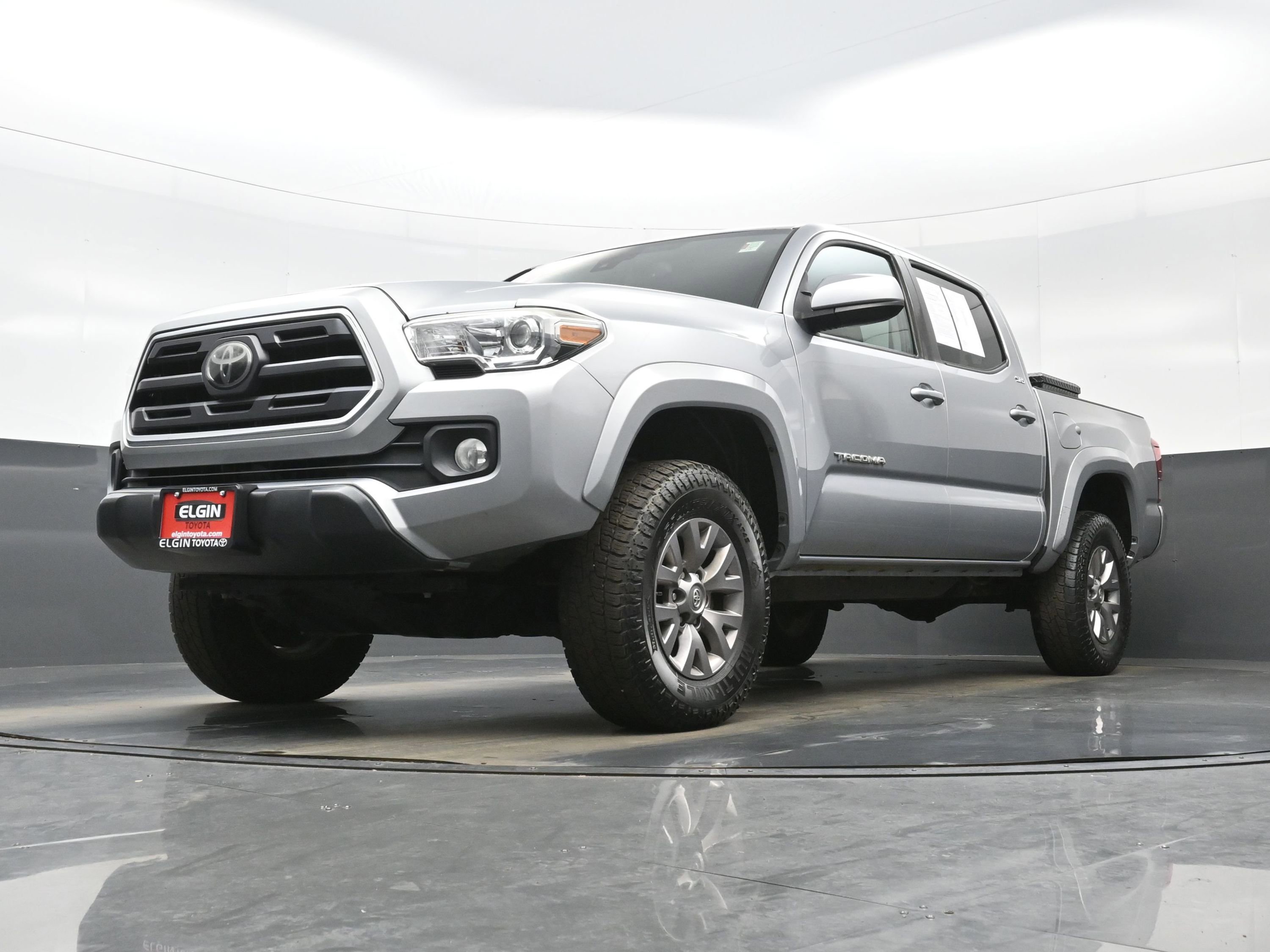 Used 2019 Toyota Tacoma SR5 AWD/4WD image 27