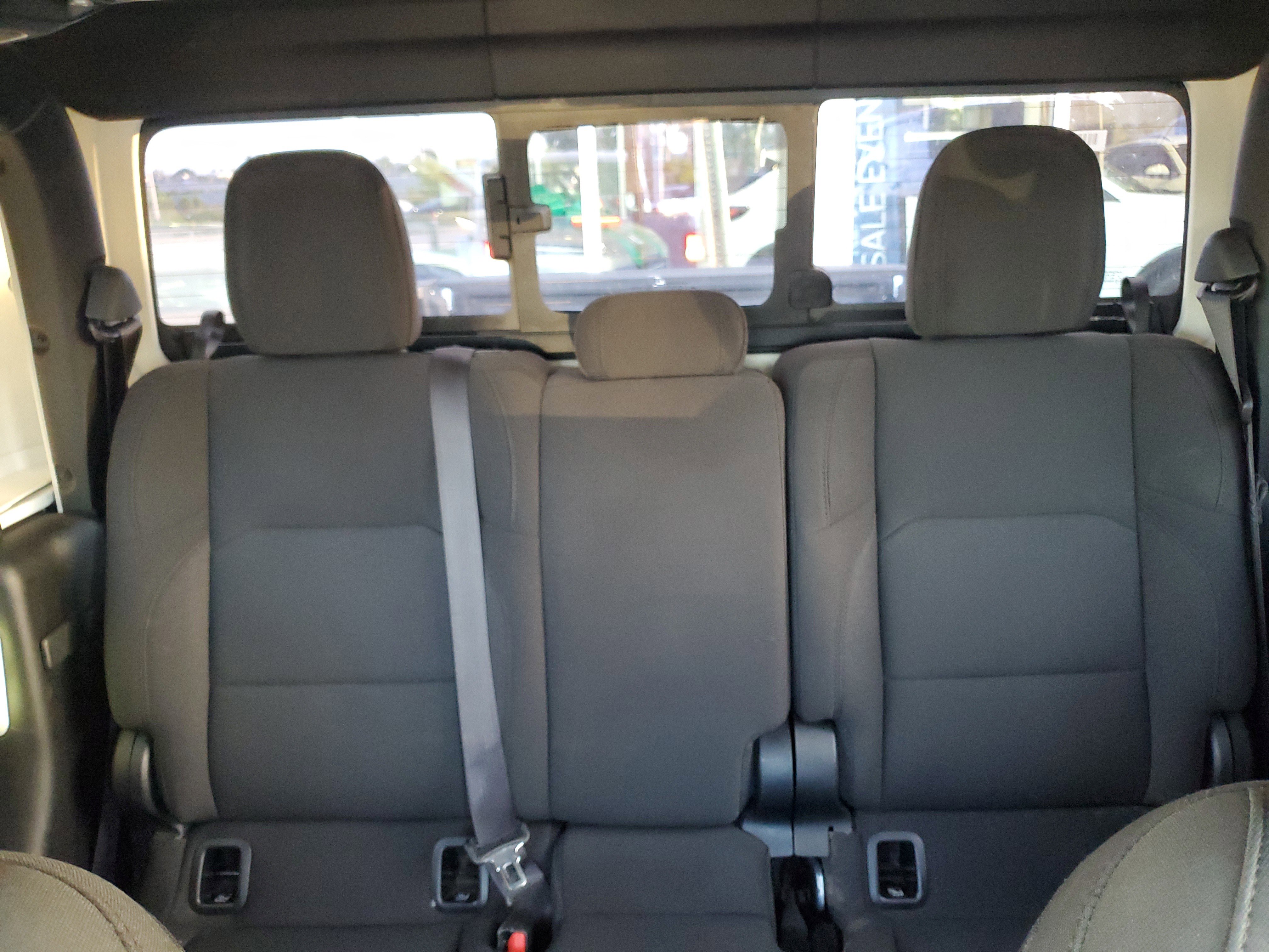 Used 2023 Jeep Gladiator Overland image 16