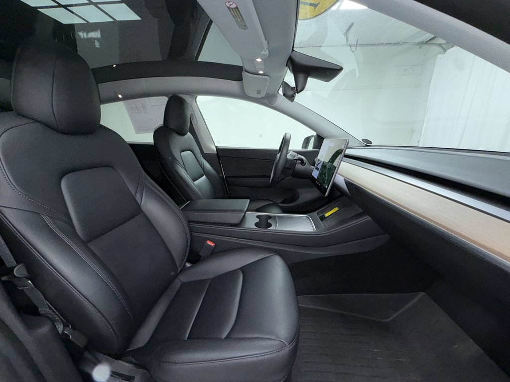 Used 2021 Tesla Model Y Performance AWD/4WD image 18