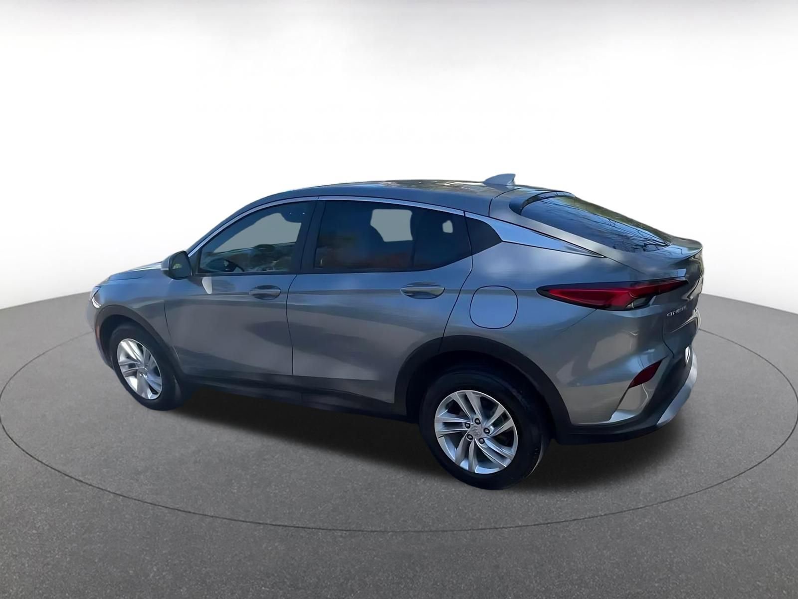 Used 2025 Buick Envista Preferred image 10