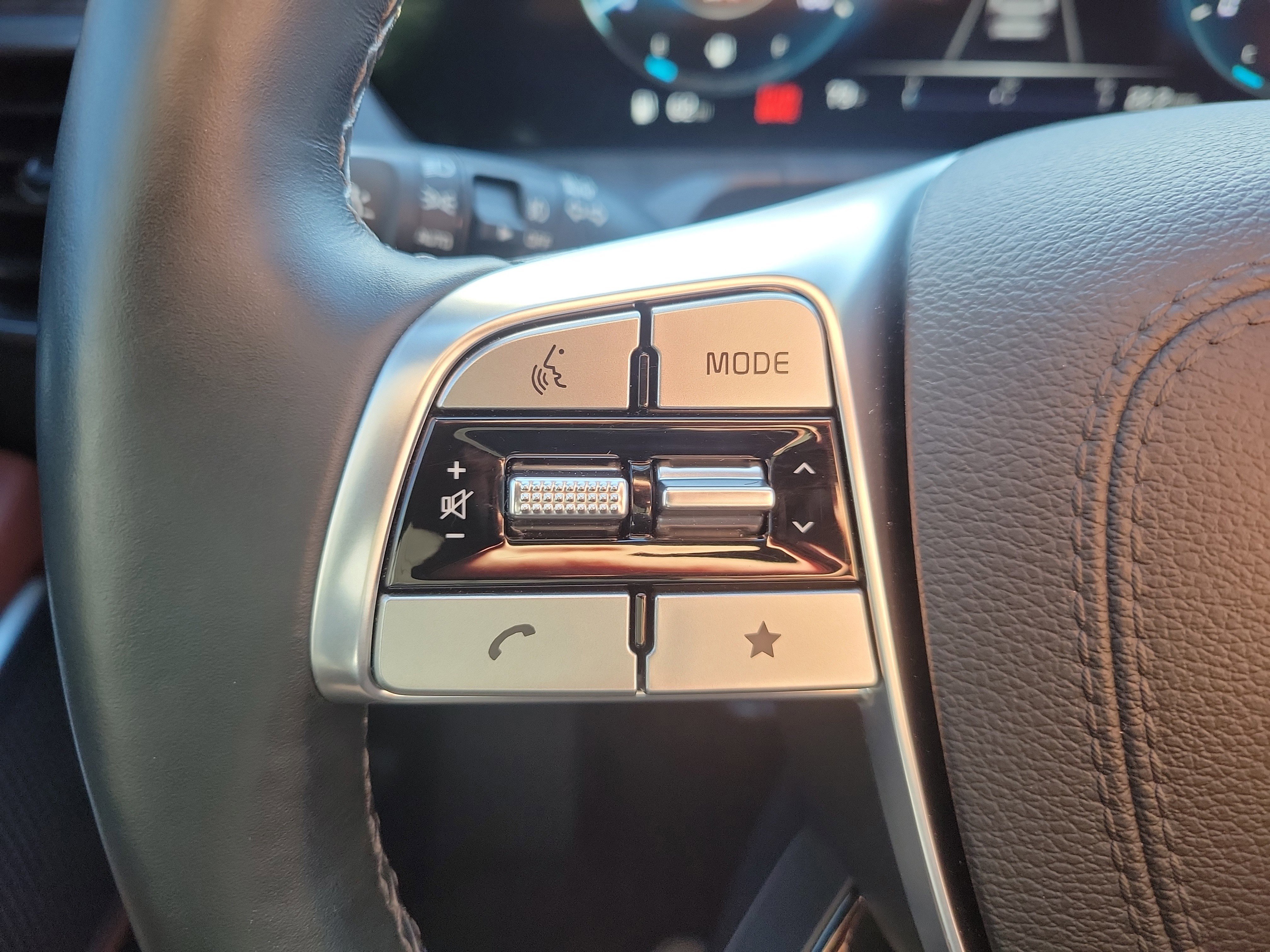 Used 2023 Kia Telluride SX image 29