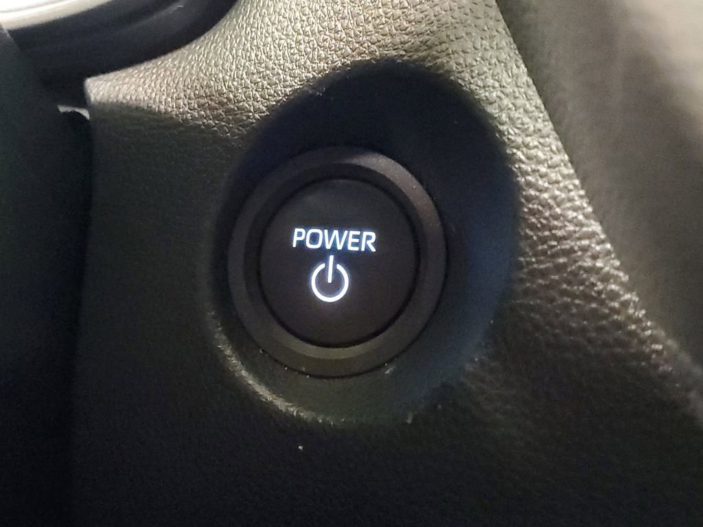 Used 2024 Toyota Corolla Cross SE image 29