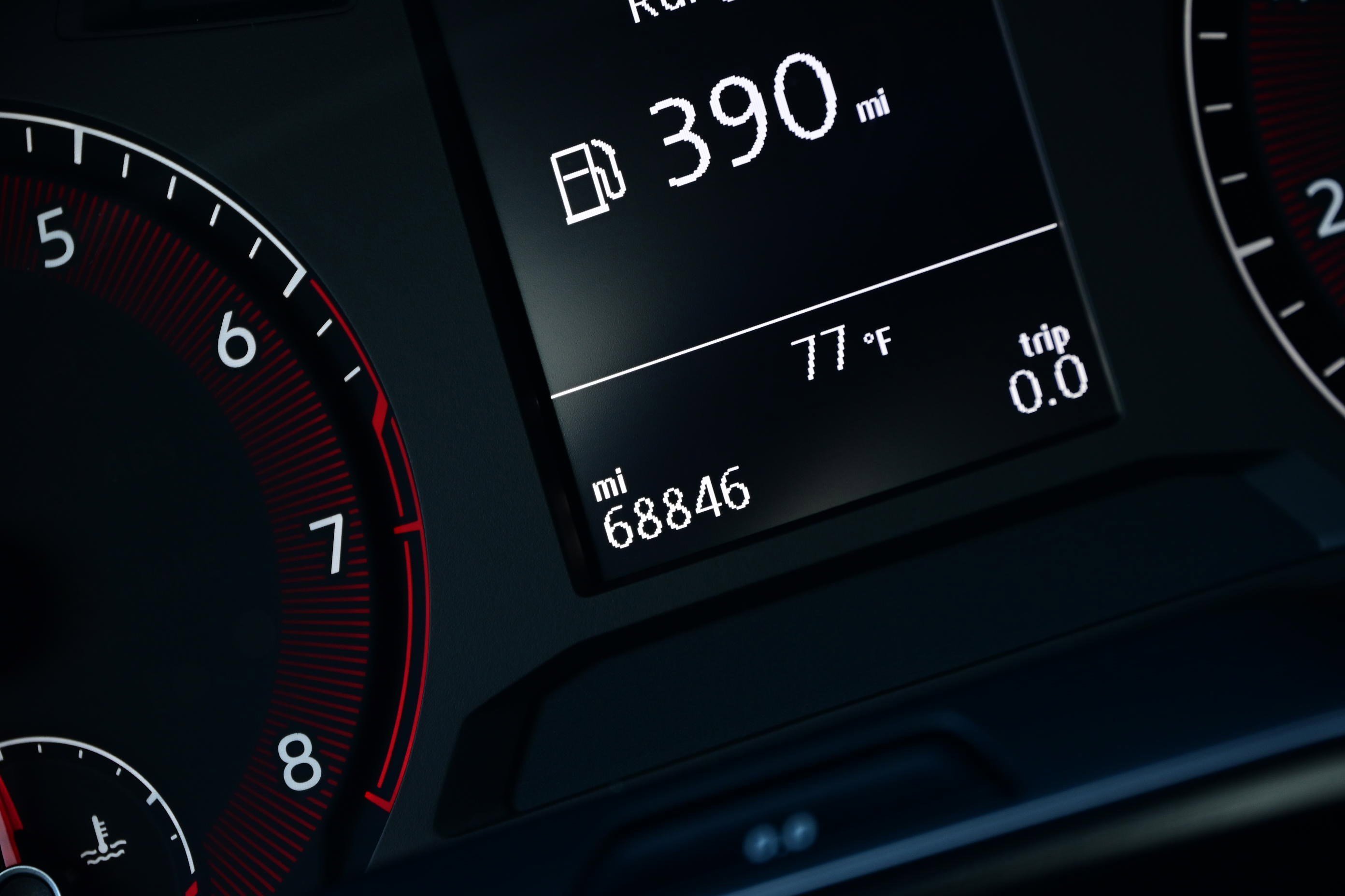 Used 2020 Volkswagen Jetta SE w/ SE Cold Weather Package image 33