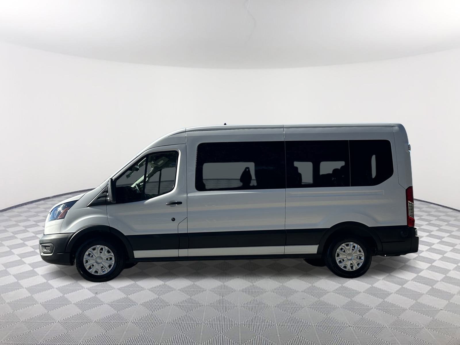 Used 2024 Ford Transit 350 XL image 11