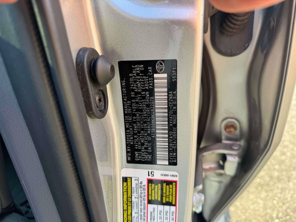 Used 2019 Toyota Camry LE w/ Convenience Package FWD image 13