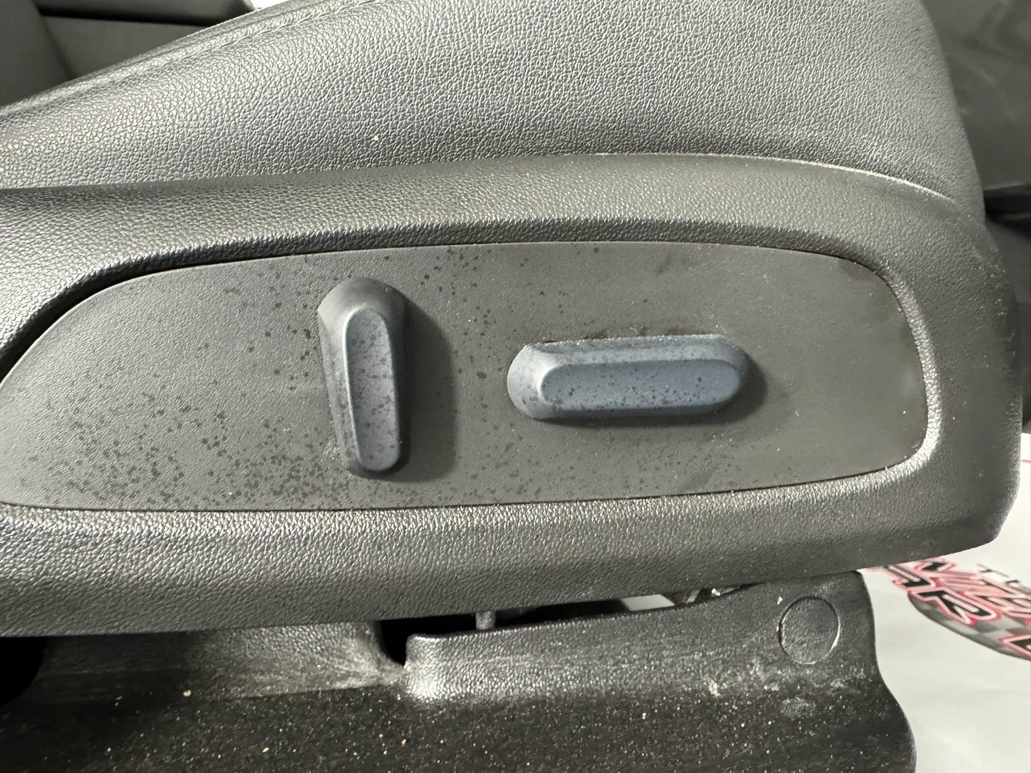 Used 2022 Chevrolet Blazer LT w/ Sound & Technology Package AWD/4WD image 25