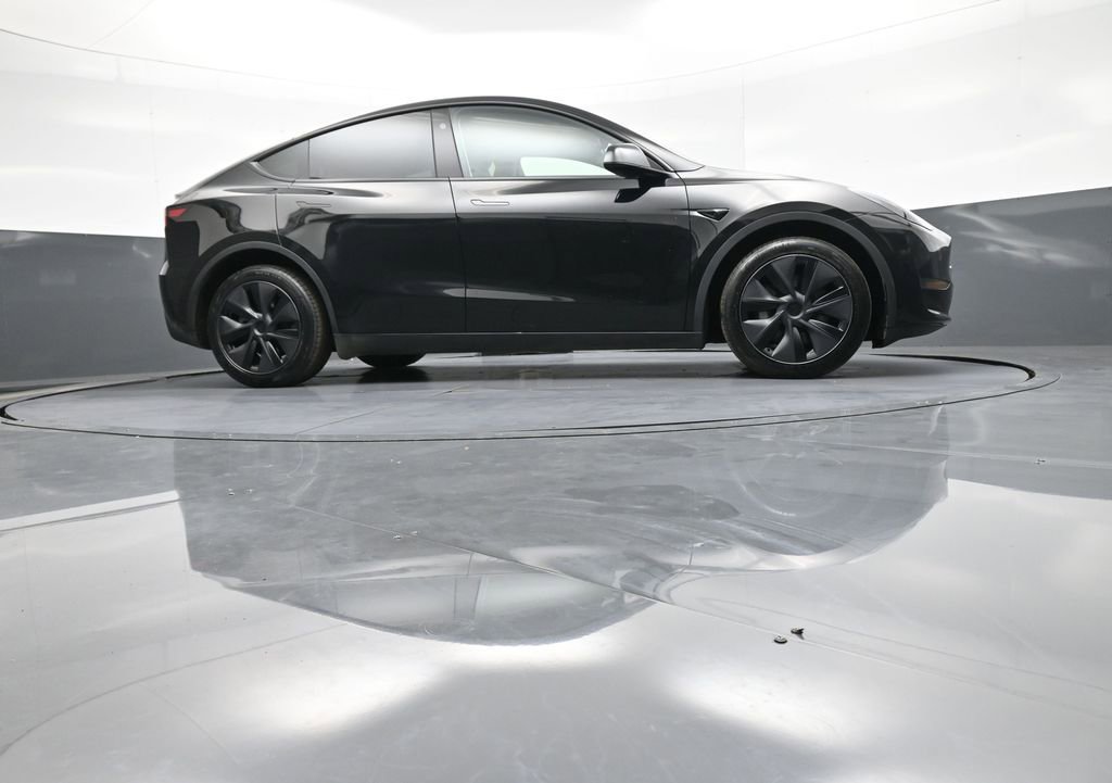 Used 2025 Tesla Model Y Long Range AWD/4WD image 15
