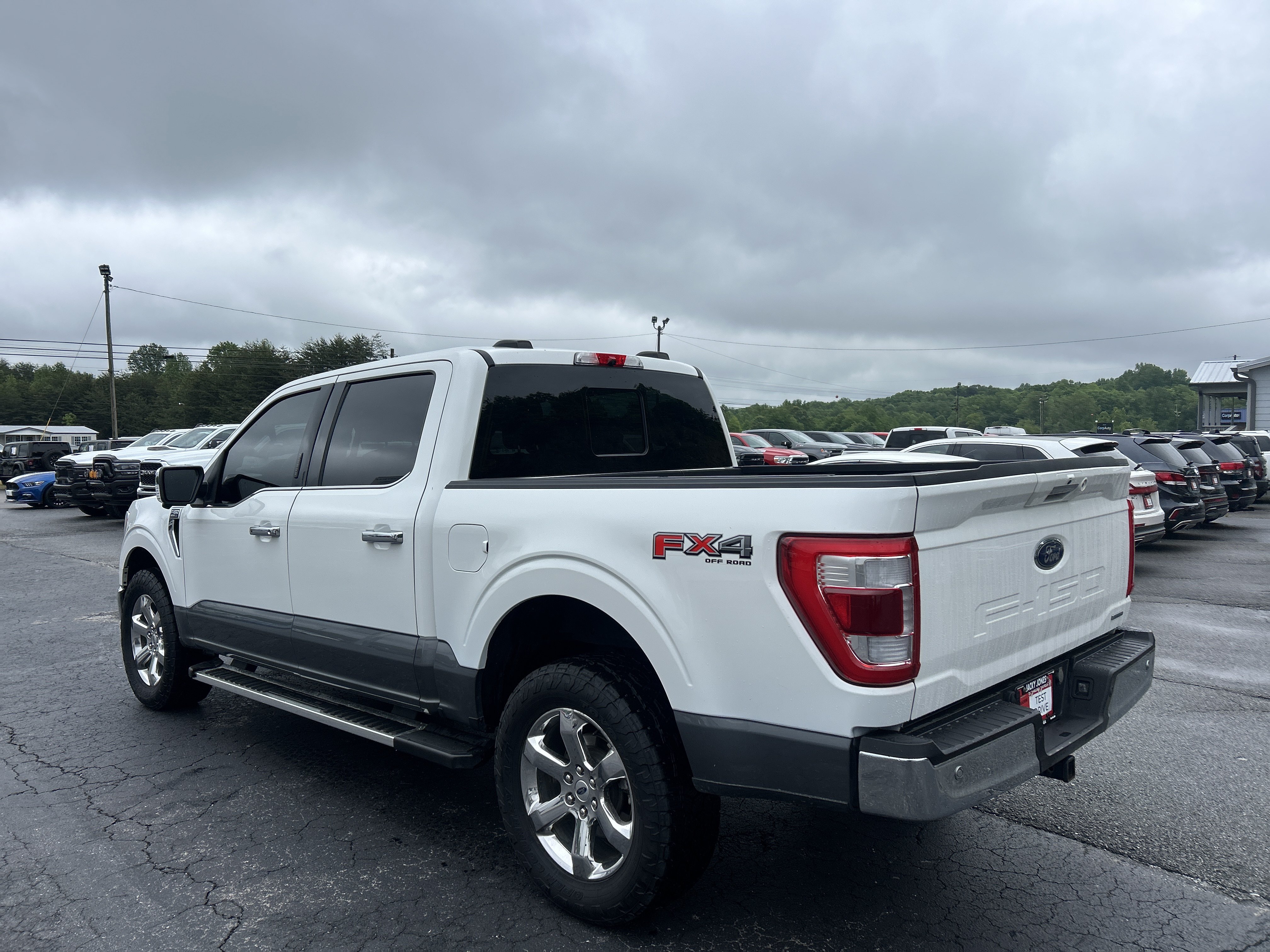 Used 2023 Ford F150 Lariat w/ Trailer Tow Package AWD/4WD image 4