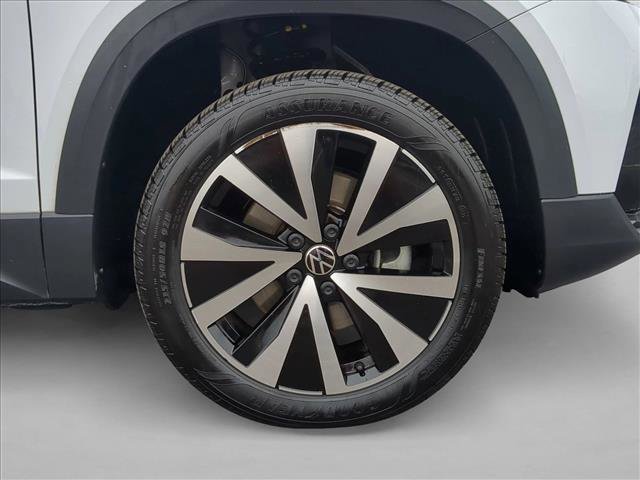 Used 2023 Volkswagen Taos SE image 22