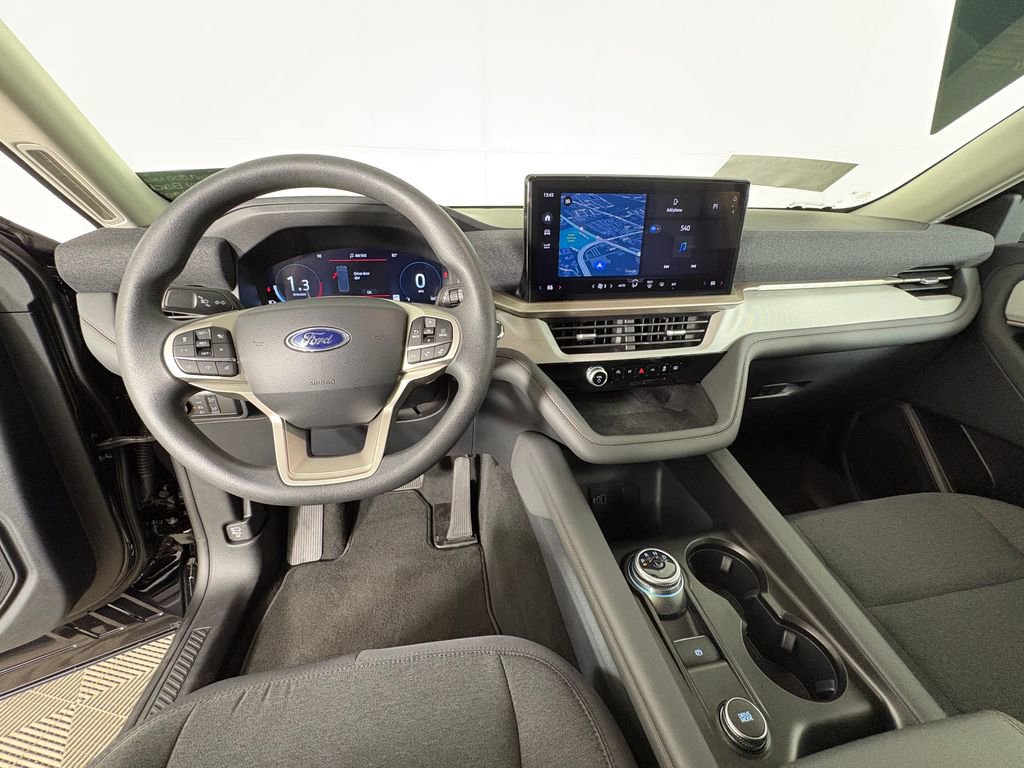 Certified 2026 Ford Explorer Active image 9