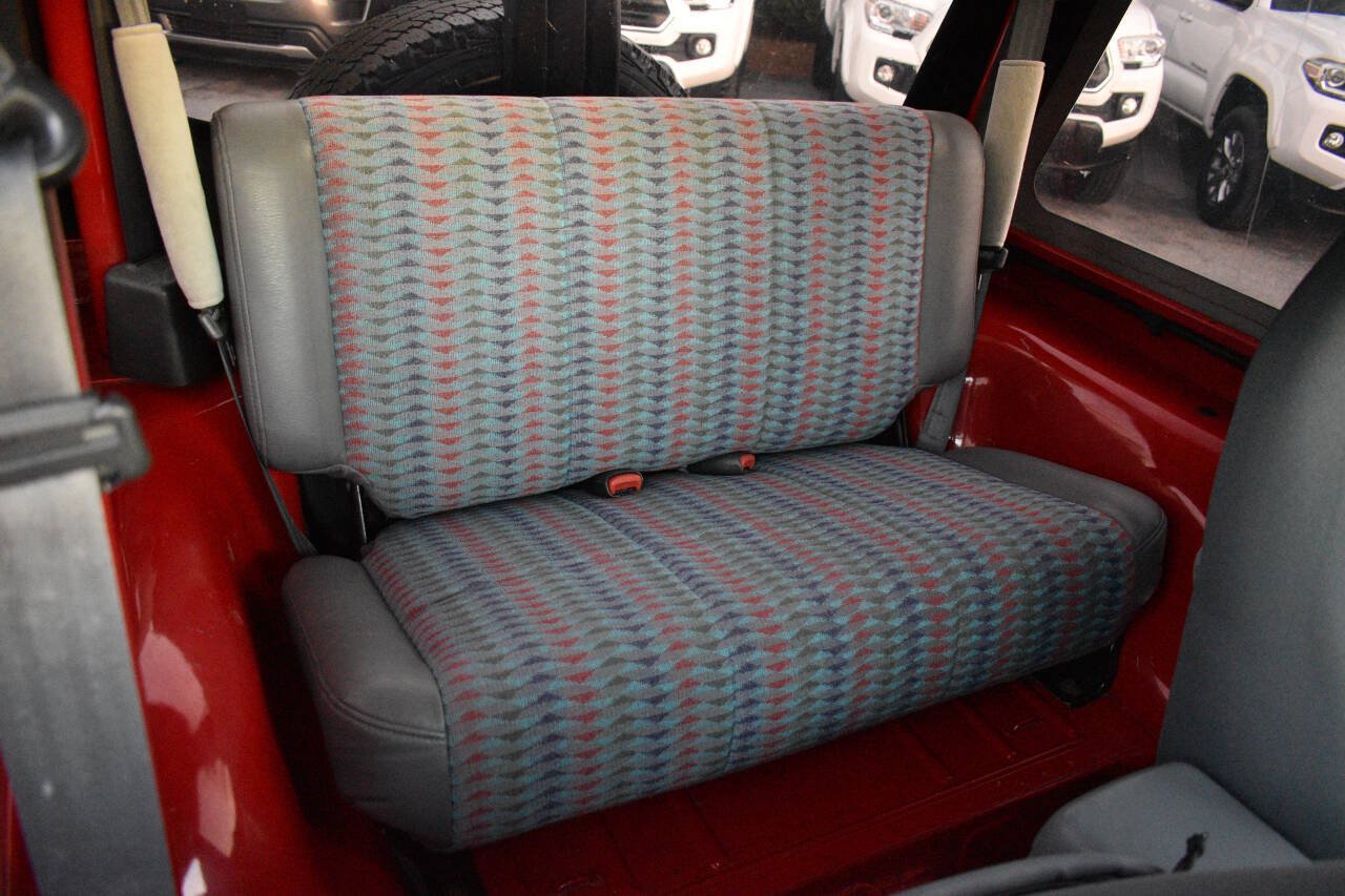 Used 1997 Jeep Wrangler Sport AWD/4WD image 12