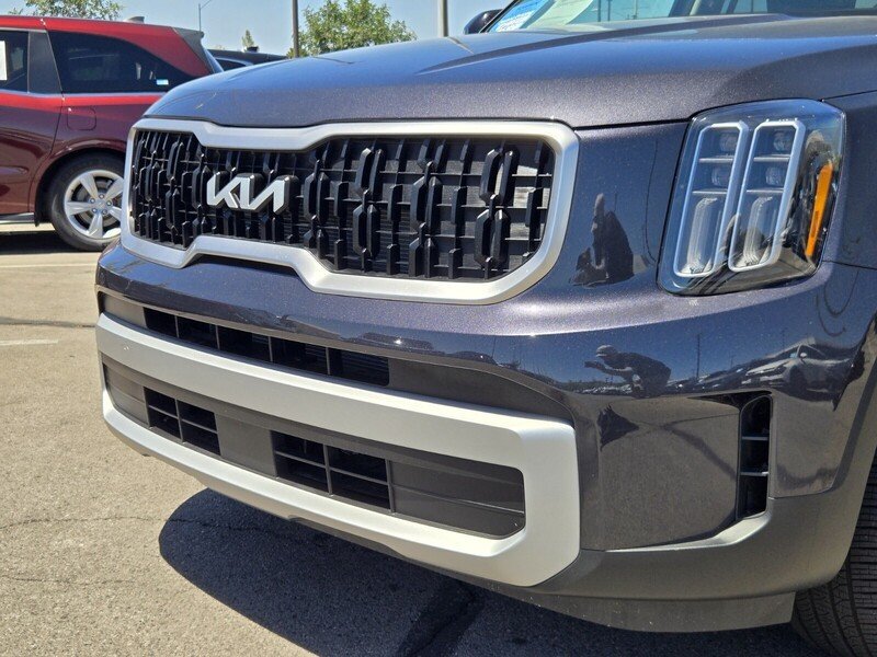 Certified 2025 Kia Telluride EX FWD image 9