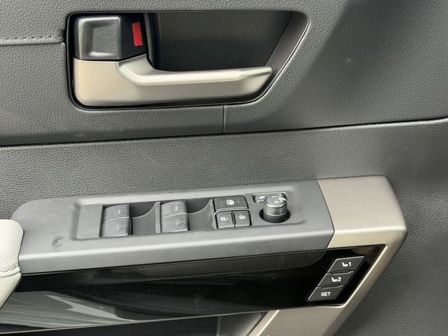 New 2026 Toyota Tundra Limited AWD/4WD image 25