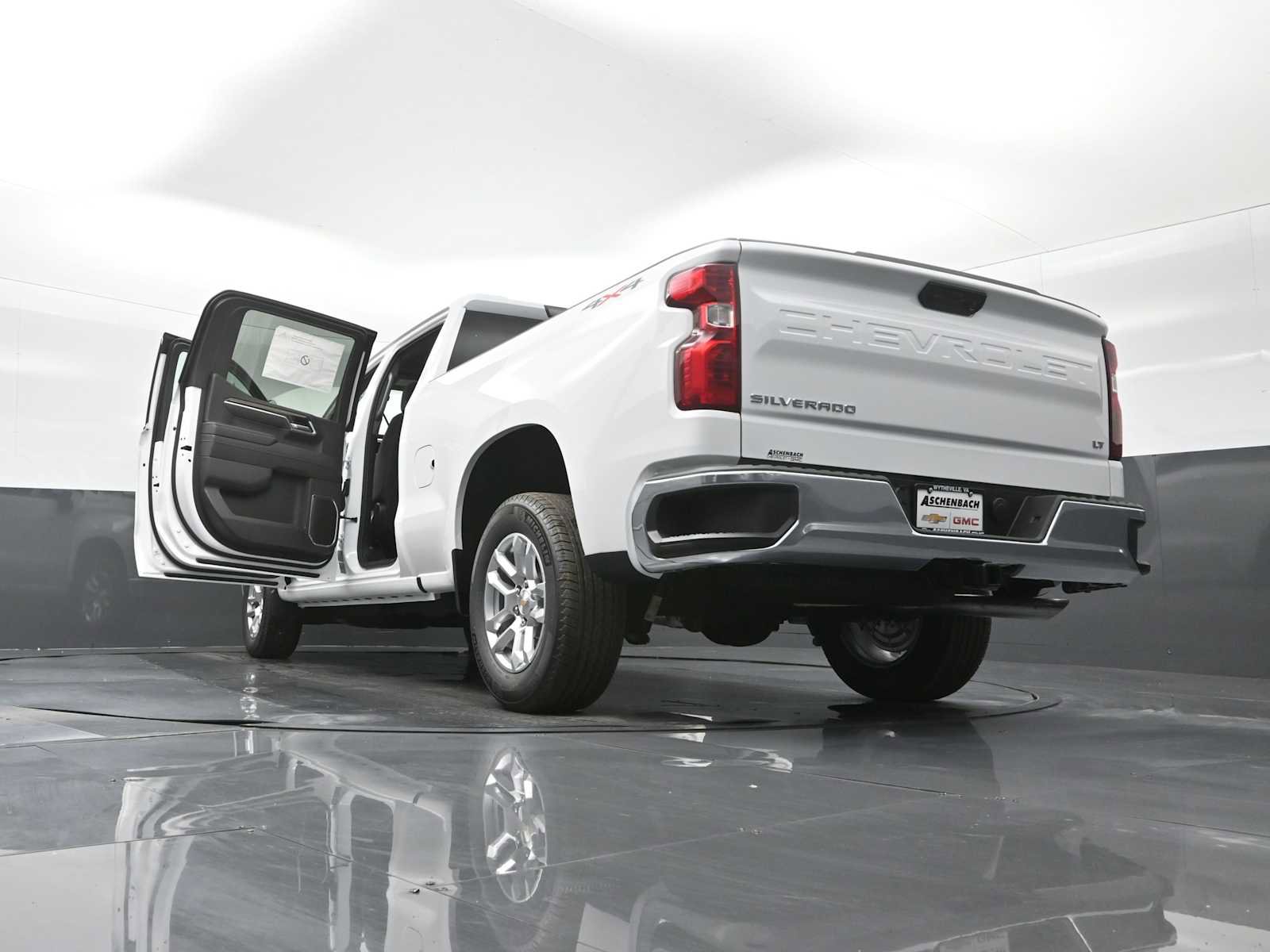 New 2026 Chevrolet Silverado 1500 LT w/ Protection Package image 31