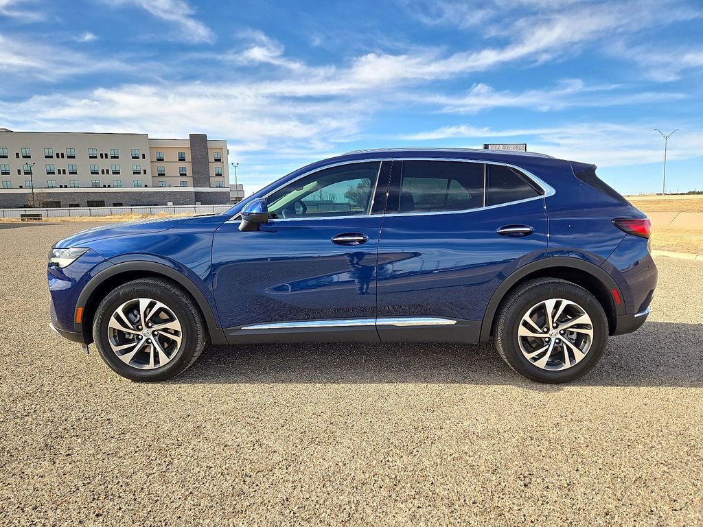 Used 2023 Buick Envision Essence image 2