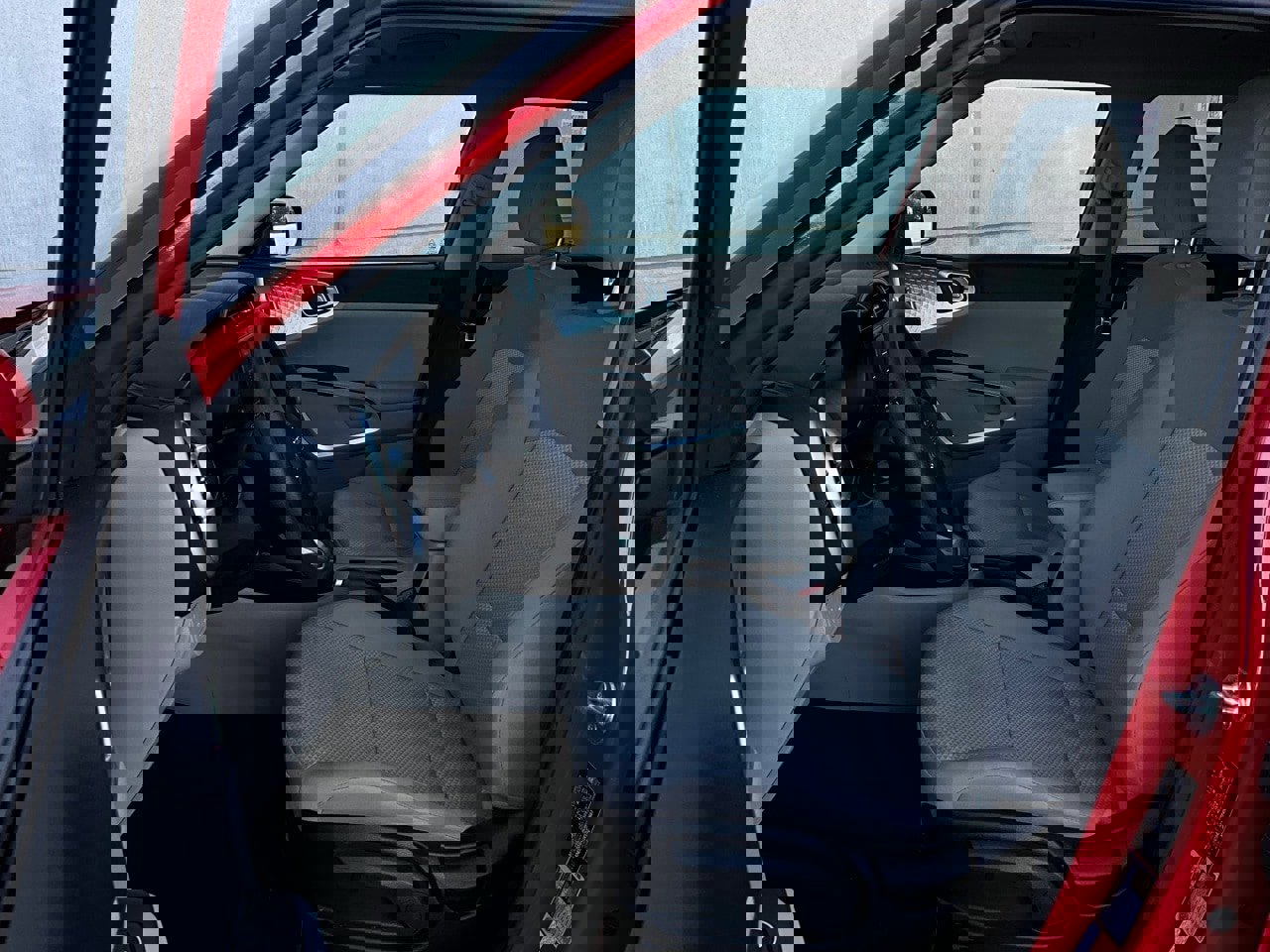 Used 2025 Kia Soul LX w/ LX Technology Package image 10