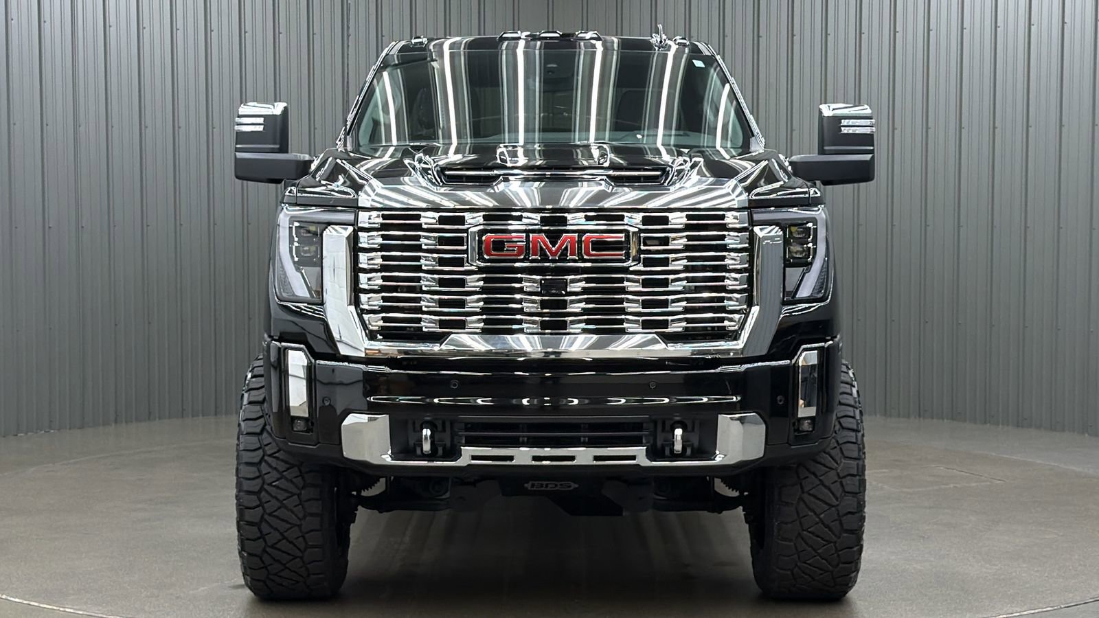 Used 2025 GMC Sierra 3500 Denali w/ Denali Reserve Package image 8