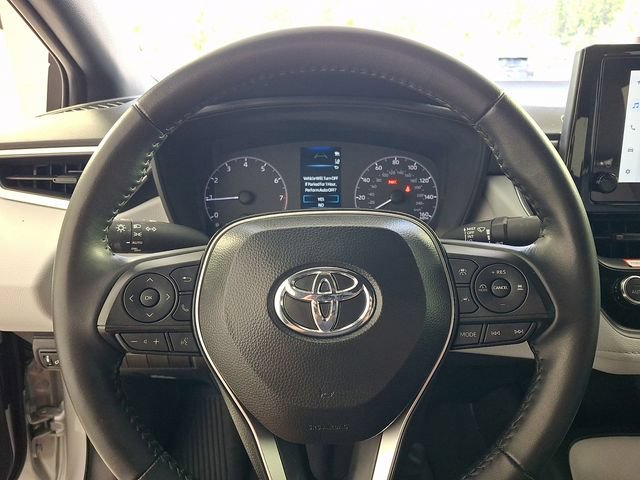 Certified 2025 Toyota Corolla SE FWD image 23
