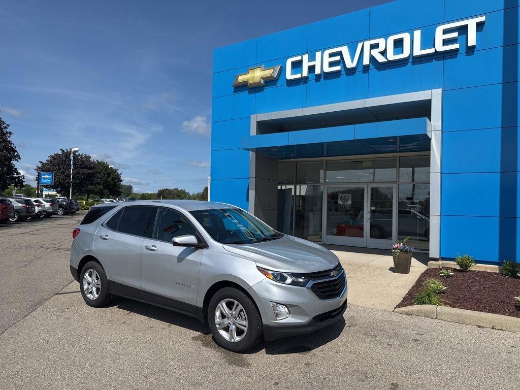 Used 2018 Chevrolet Equinox LT FWD image 1