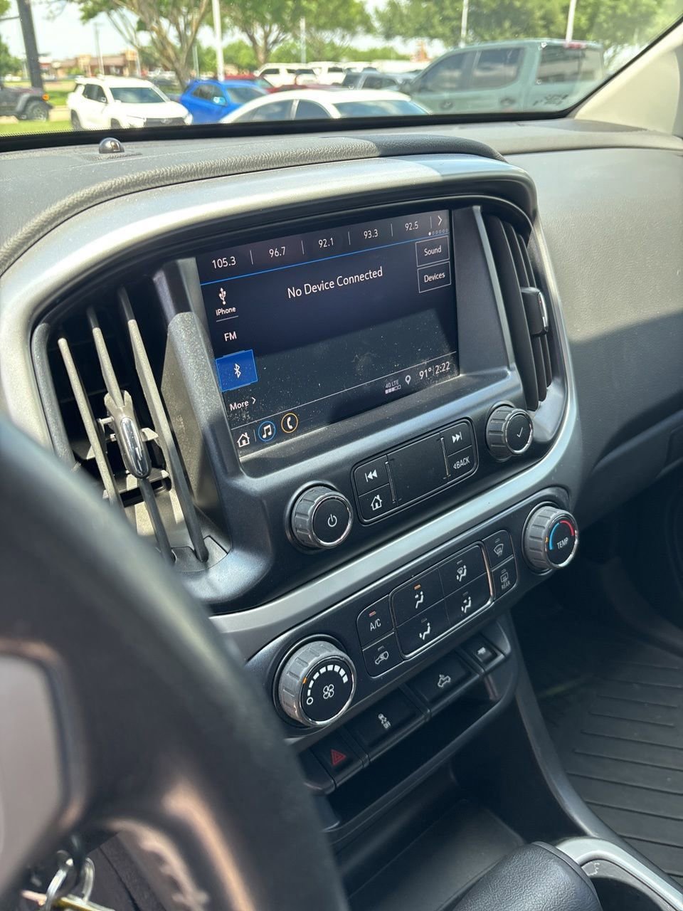 Used 2020 Chevrolet Colorado LT w/ LT Convenience Package RWD image 11
