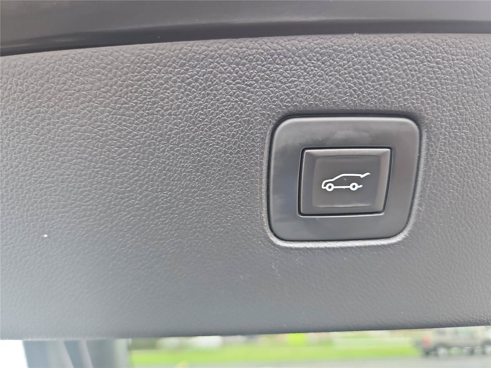 Used 2024 Buick Envista Preferred w/ Convenience I Package FWD image 24