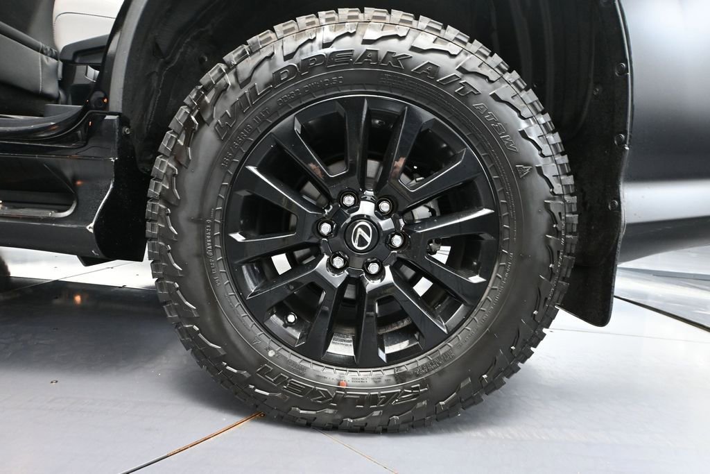 Used 2023 Lexus GX 460 w/ Black Line Special Edition AWD/4WD image 14