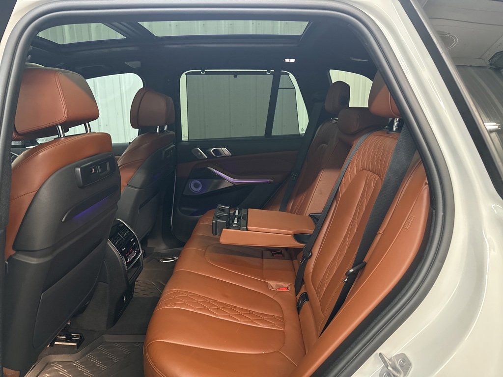 Used 2021 BMW X5 M50i w/ Executive Package image 28