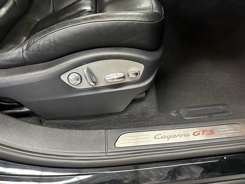 Used 2013 Porsche Cayenne GTS AWD/4WD image 35
