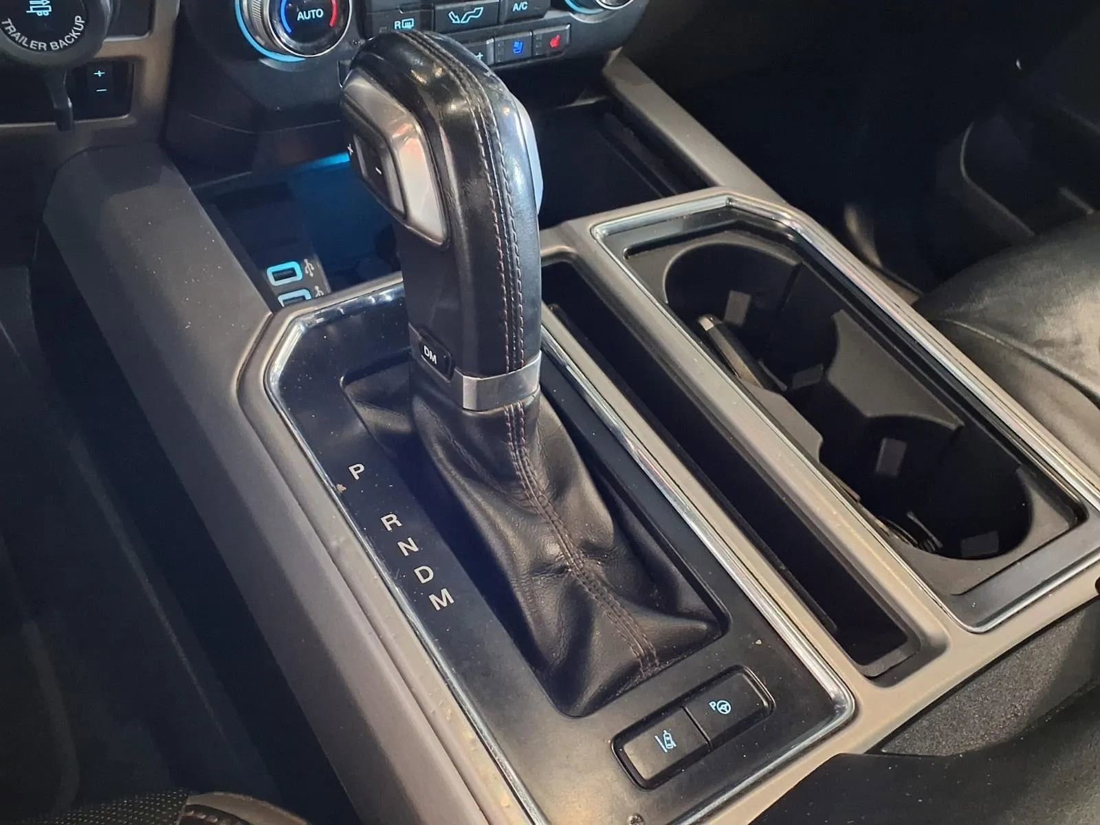 Used 2018 Ford F150 Platinum w/ Technology Package AWD/4WD image 25